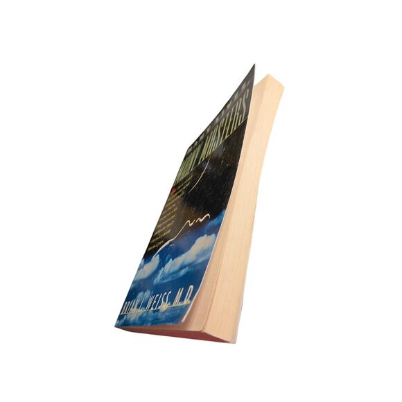 Many lives, many masters by Brian L. Weiss M.D. 0671657860 fireside book - Picture 4 of 8